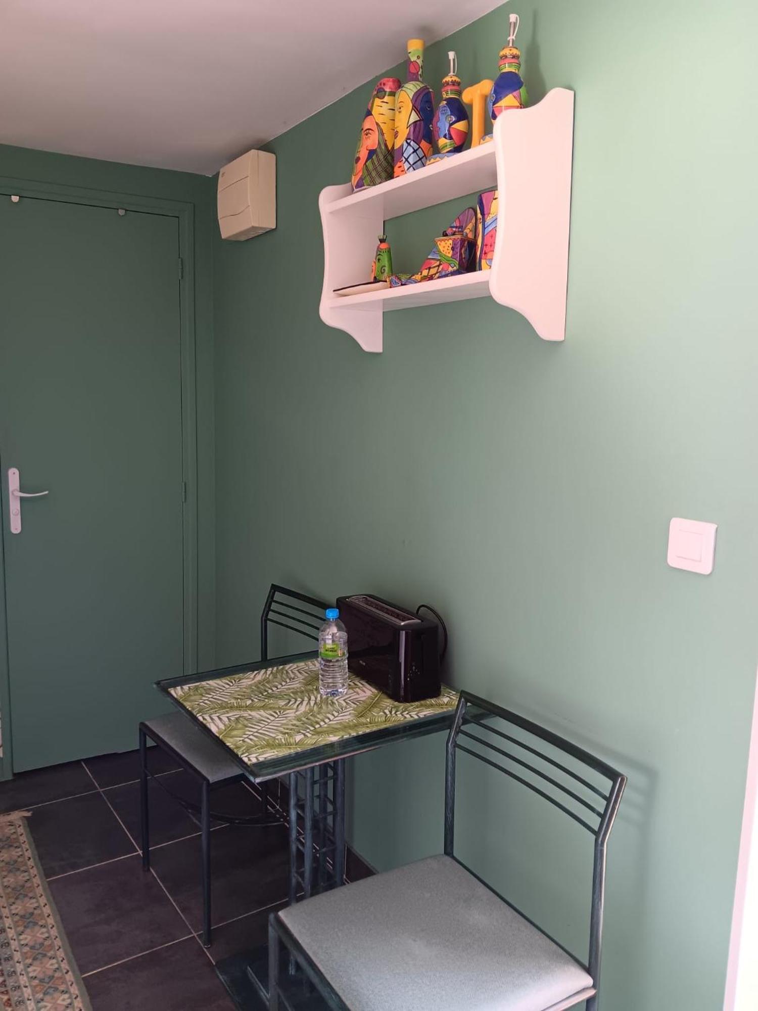 Hotel Chez Vladimir à Criquebeuf-en-Caux Extérieur photo